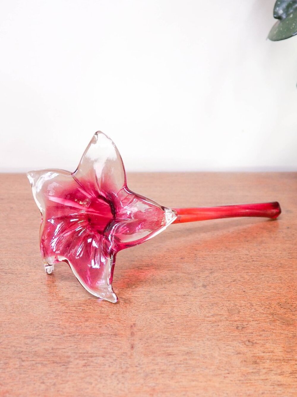 Vtg Blown Glass Trumpet Flower with Stem -